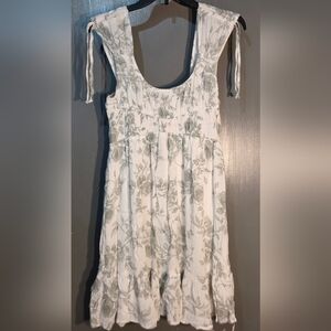 Floral Print Sleeveless Dress